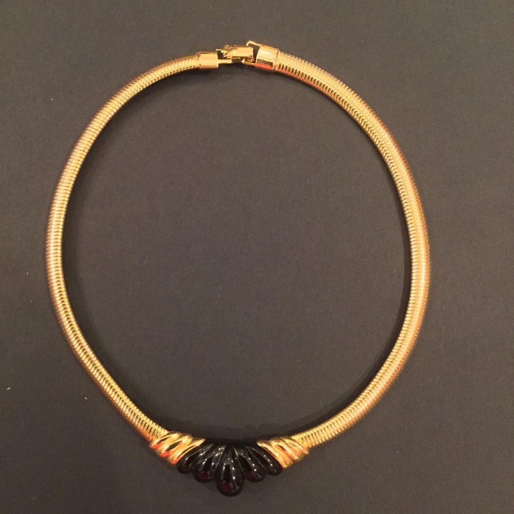 80’s Style signed Napier gold & black 16” necklace